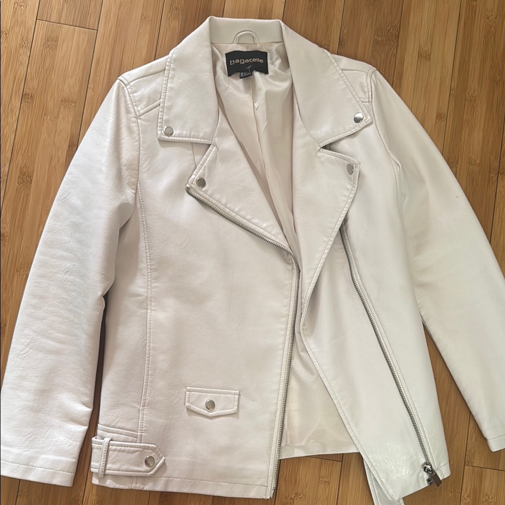 Bagatelle White Leather Moto Jacket Asymmetrical Zipper